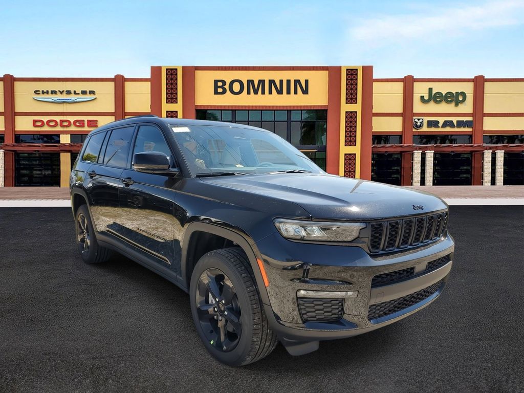 2025 Jeep Grand Cherokee Limited photo 2