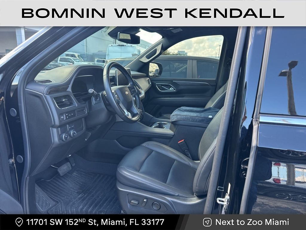 2024 Chevrolet Tahoe LT photo 2