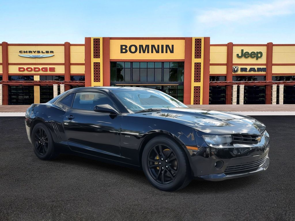 Used 2014 Chevrolet Camaro 1LT with VIN 2G1FB1E39E9127607 for sale in Miami, FL