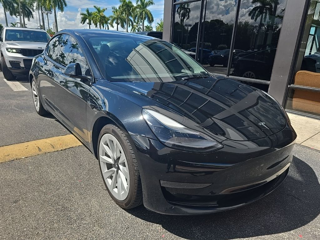 2023 Tesla Model 3 photo 2