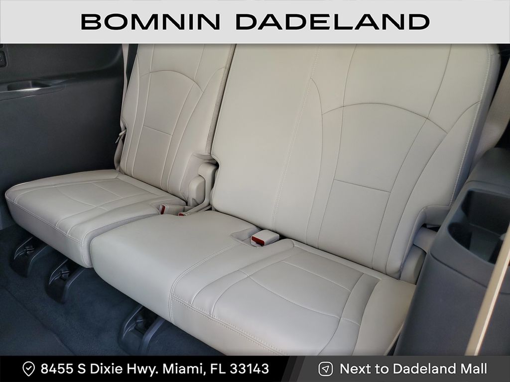 2023 Buick Enclave Essence photo 11
