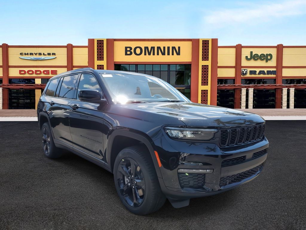 2025 Jeep Grand Cherokee Limited photo 2