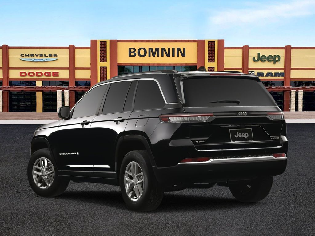 2025 Jeep Grand Cherokee Laredo X photo 4