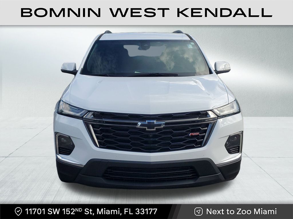 2023 Chevrolet Traverse RS photo 2