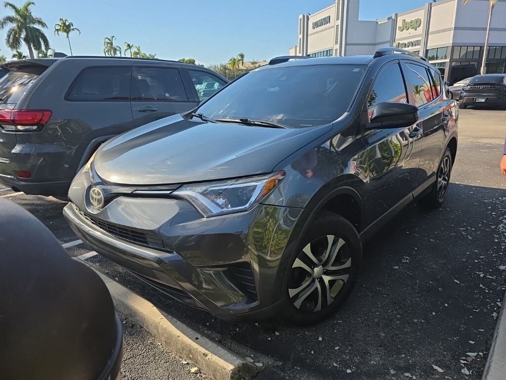 Used 2018 Toyota RAV4 LE SUV