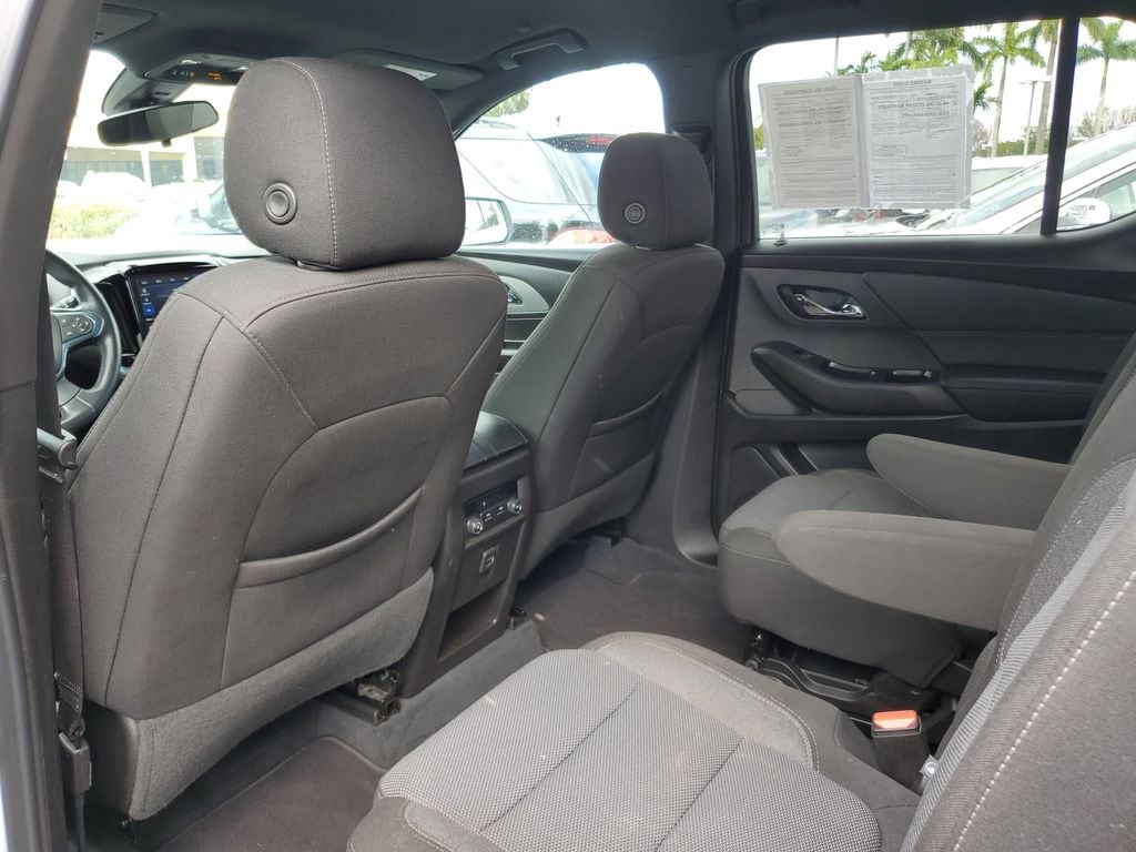 2022 Chevrolet Traverse 1LT - Photo 12