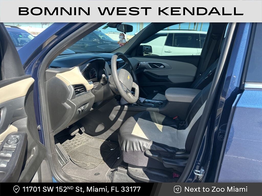 Used 2022 Chevrolet Traverse LS SUV