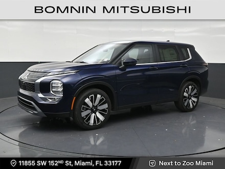 2026 Mitsubishi Outlander SE SUV