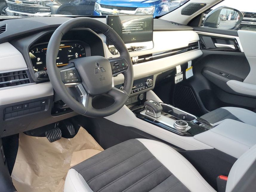 2026 Mitsubishi Outlander SE - Photo 19