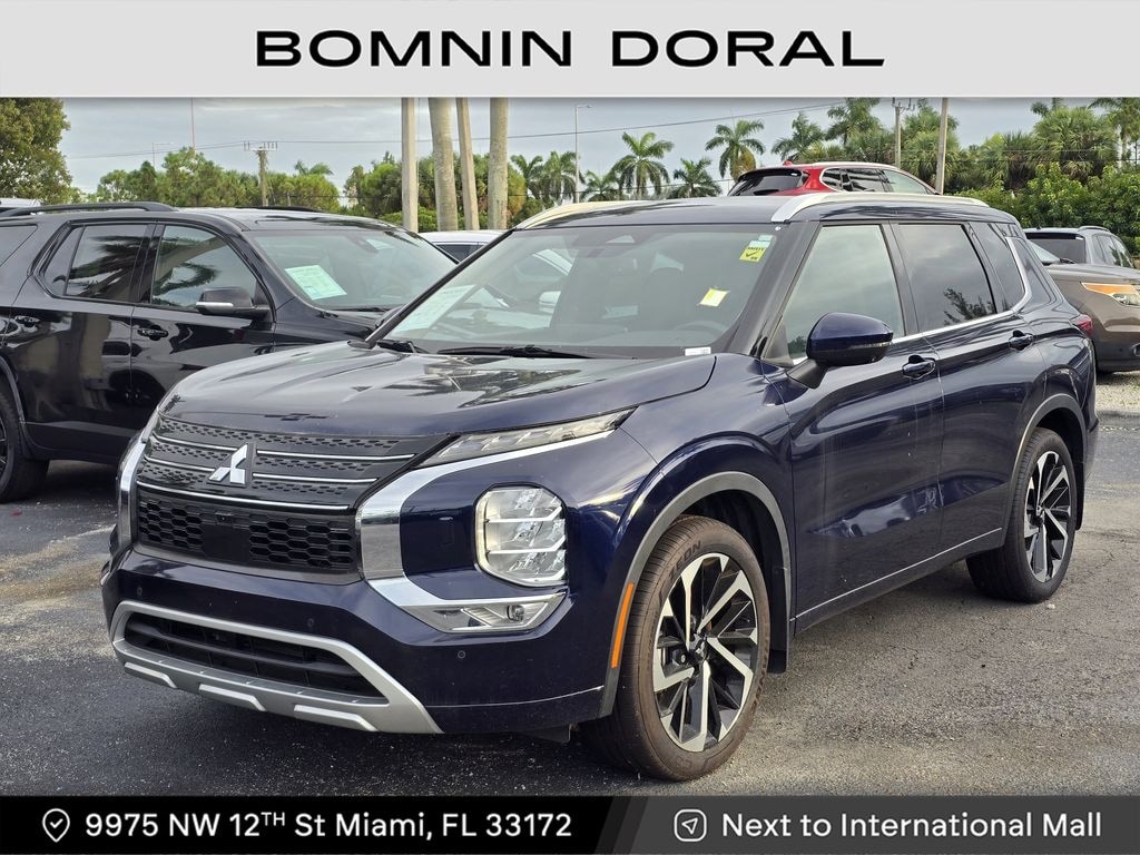 Used 2023 Mitsubishi Outlander SEL SUV