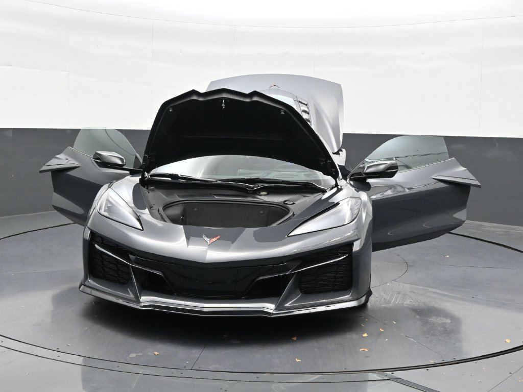 2027 Chevrolet Corvette 2LT - Photo 34