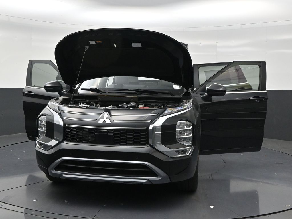 2026 Mitsubishi Outlander SE - Photo 32