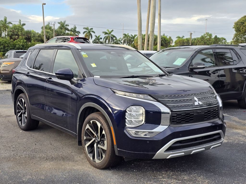 Used 2023 Mitsubishi Outlander SEL SUV
