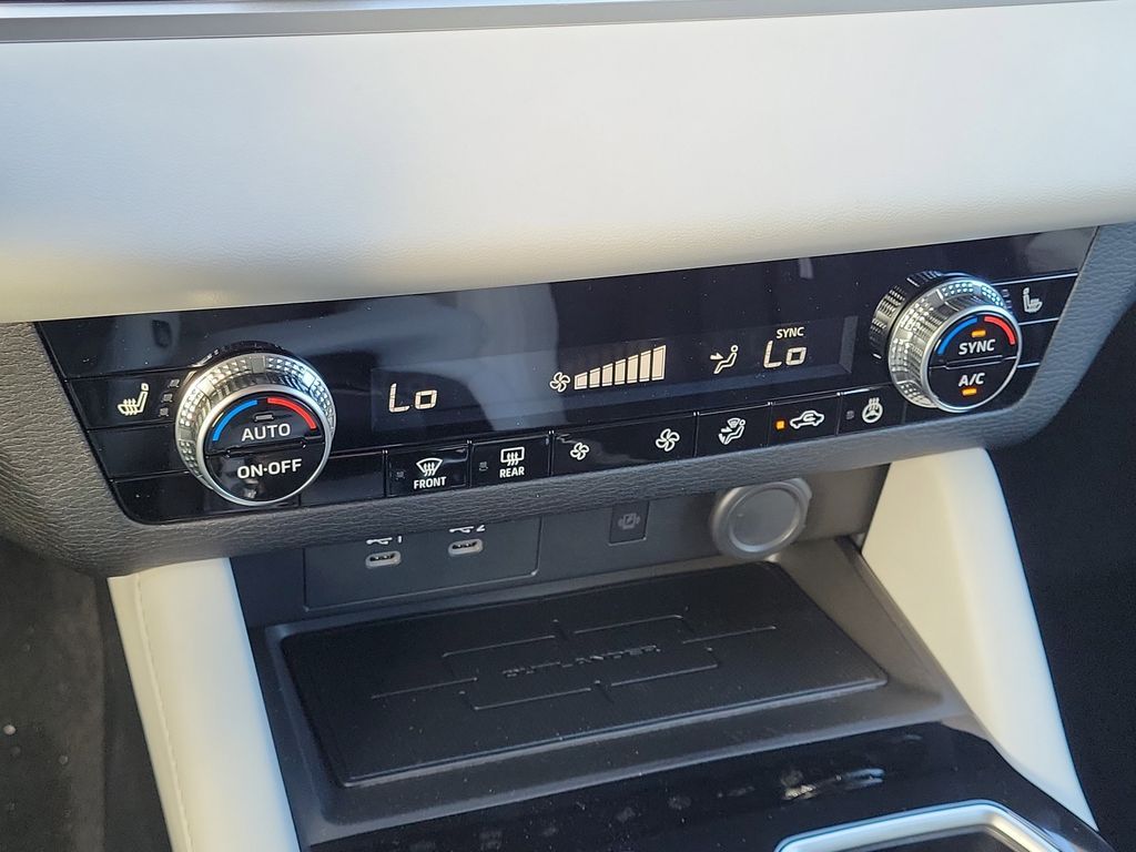2026 Mitsubishi Outlander SE - Photo 17
