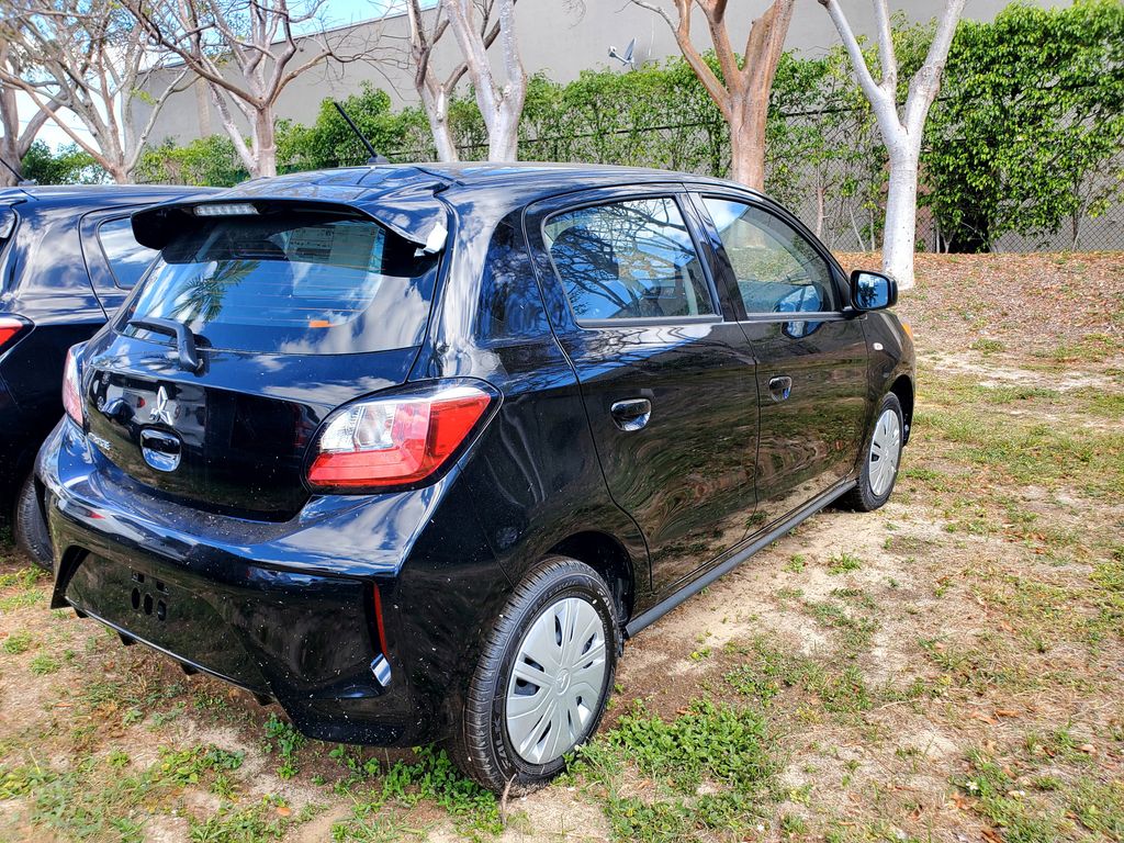 2024 Mitsubishi Mirage ES photo 4