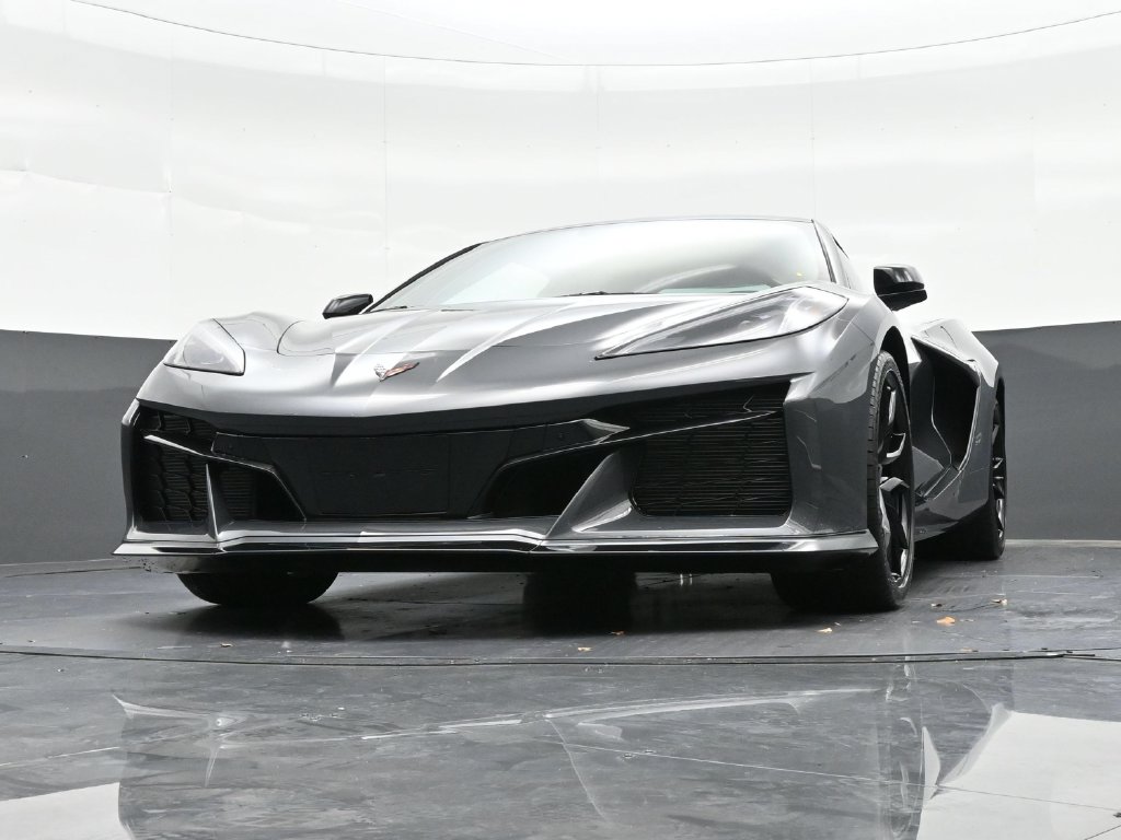 2027 Chevrolet Corvette 2LT - Photo 28