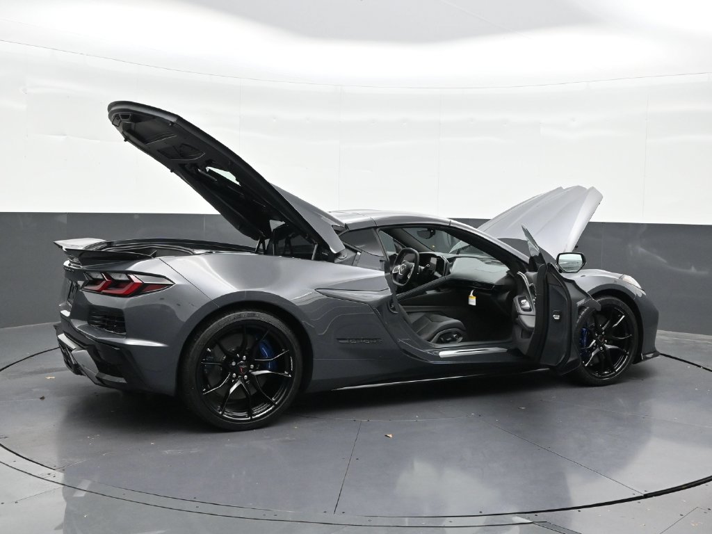 2027 Chevrolet Corvette 2LT - Photo 29