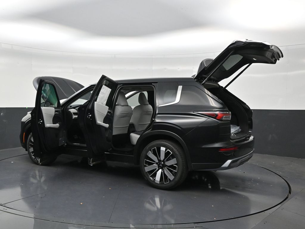 2026 Mitsubishi Outlander SE - Photo 30