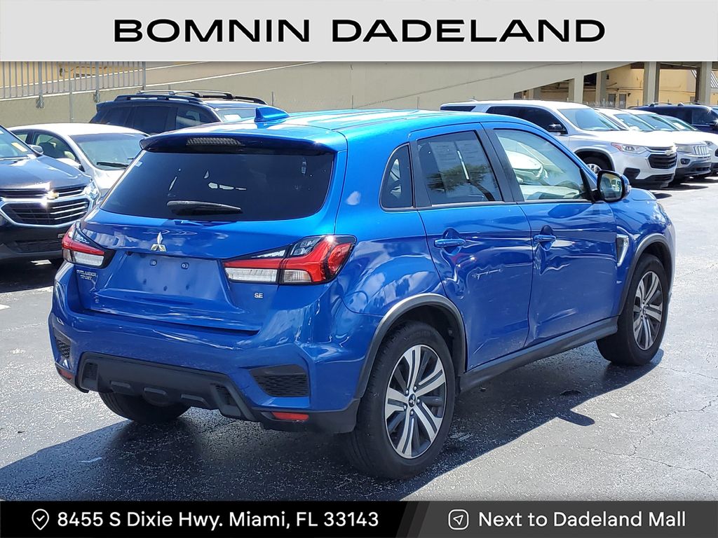 2021 Mitsubishi Outlander Sport SE photo 4