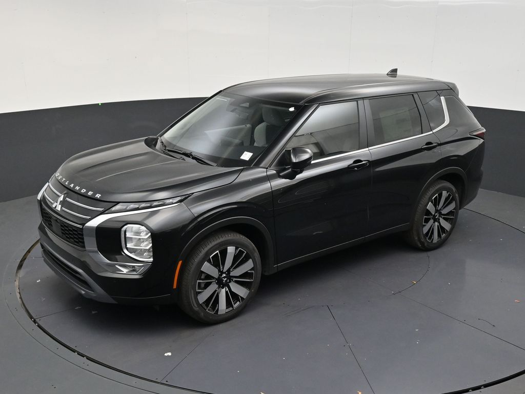 2026 Mitsubishi Outlander SE - Photo 11