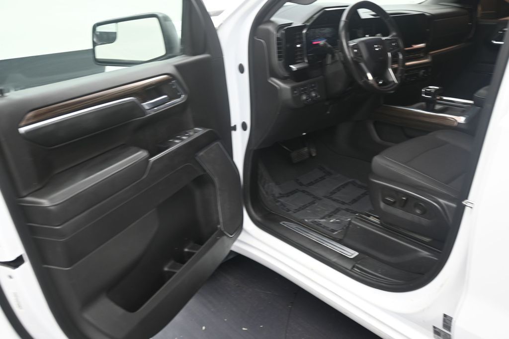 2022 Chevrolet Silverado 1500 LT Trail Boss - Photo 10