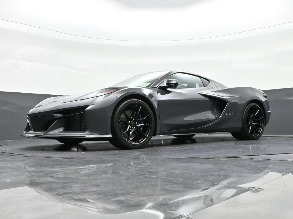 2027 Chevrolet Corvette 2LT - Photo 21