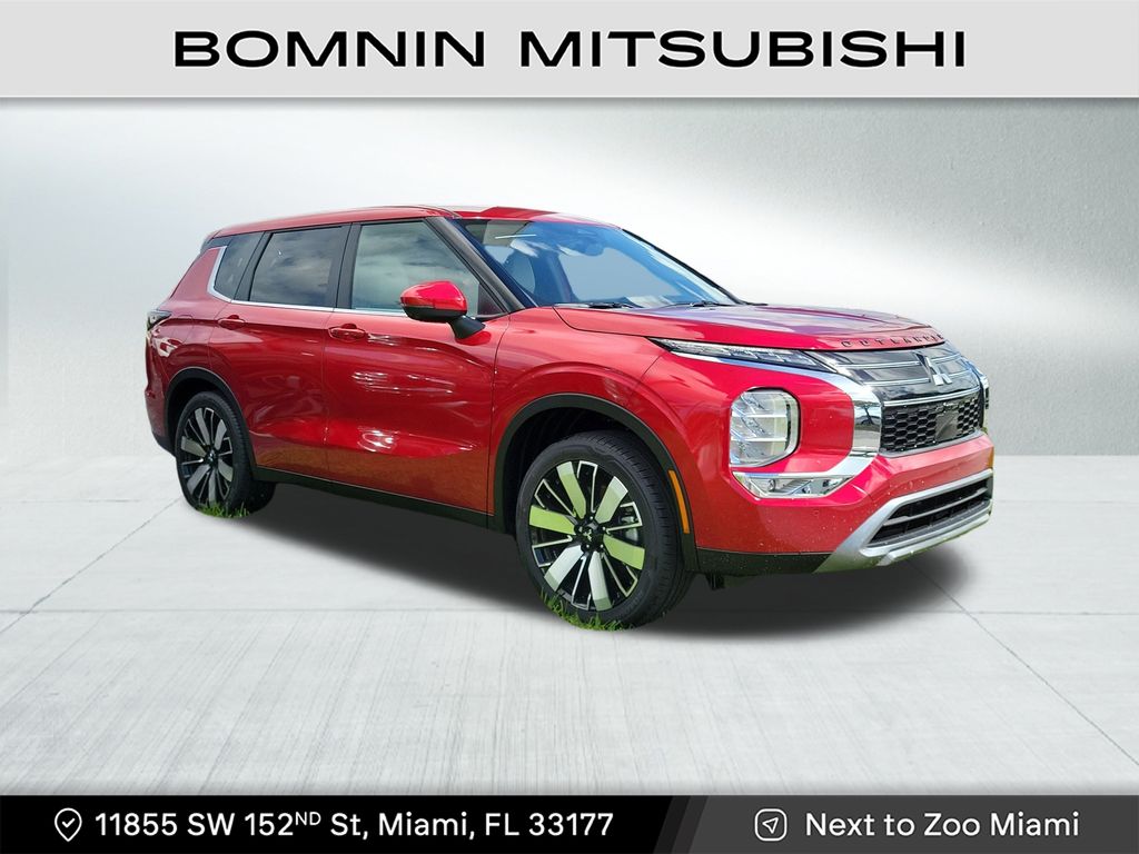 2025 Mitsubishi Outlander SE's photo