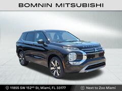 2025 Mitsubishi Outlander SE SUV