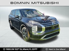 2025 Mitsubishi Outlander SE SUV