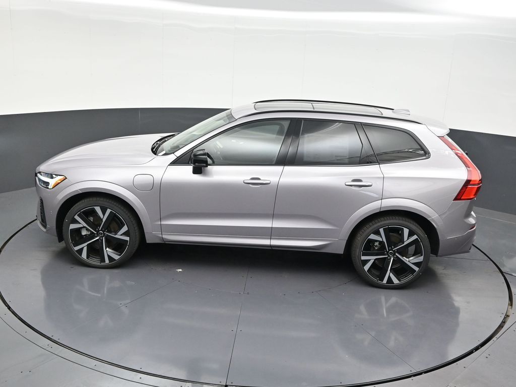 2026 Volvo XC60 Ultra - Photo 14