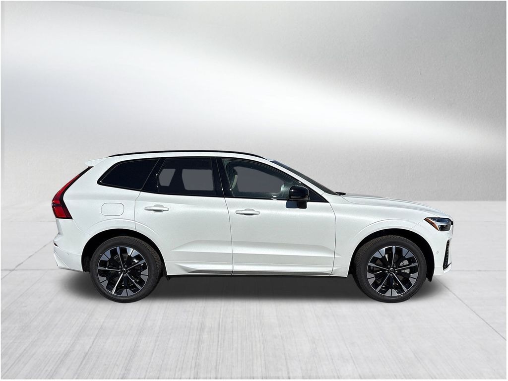 New 2026 Volvo XC60 plug-in hybrid T8 Plus SUV