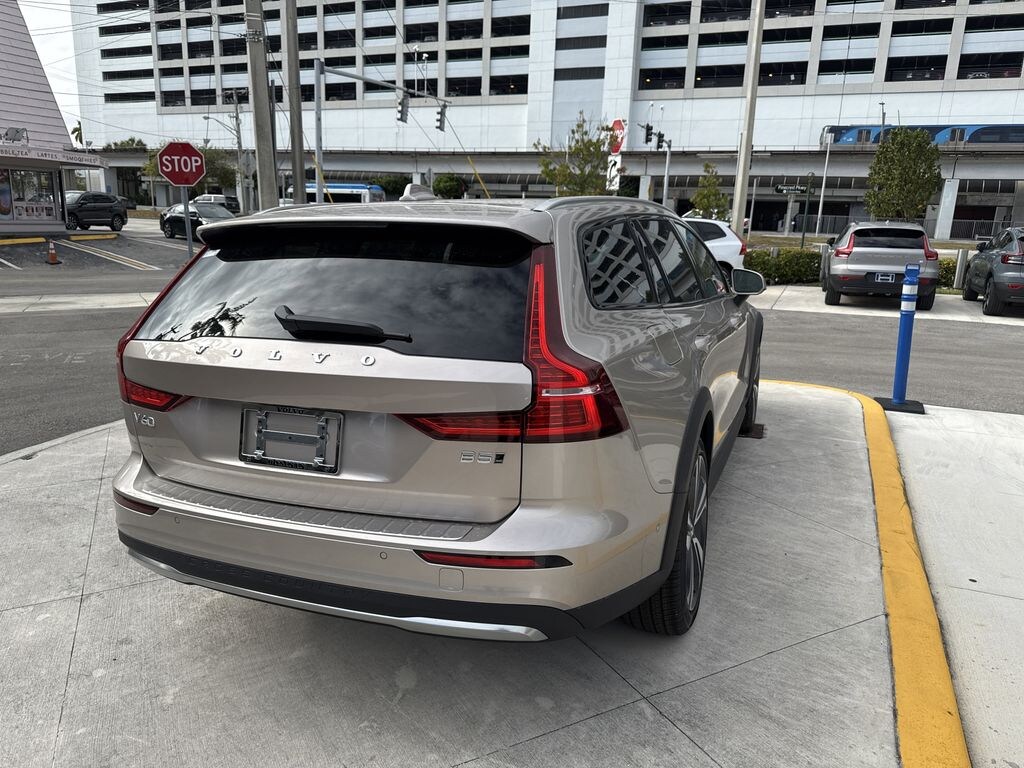 New 2025 Volvo V60 Cross Country For Sale at Bomnin Volvo Cars Dadeland VIN YV4L12WK5S2147238