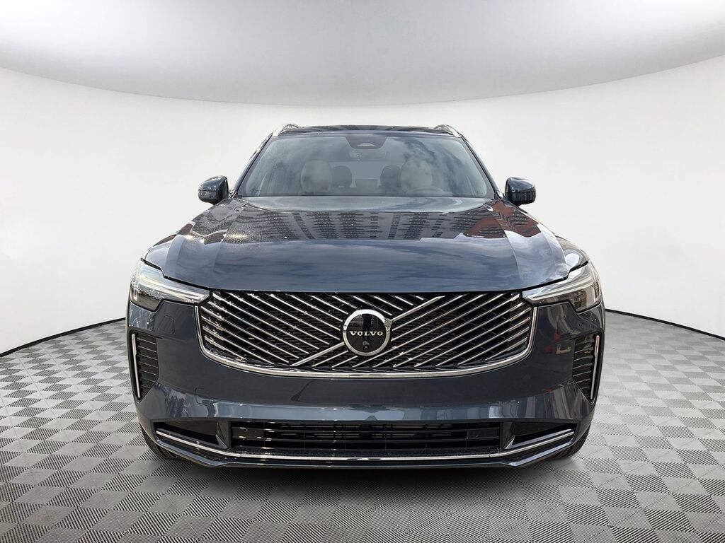 New 2026 Volvo XC90 B6 Plus 7-Seater SUV