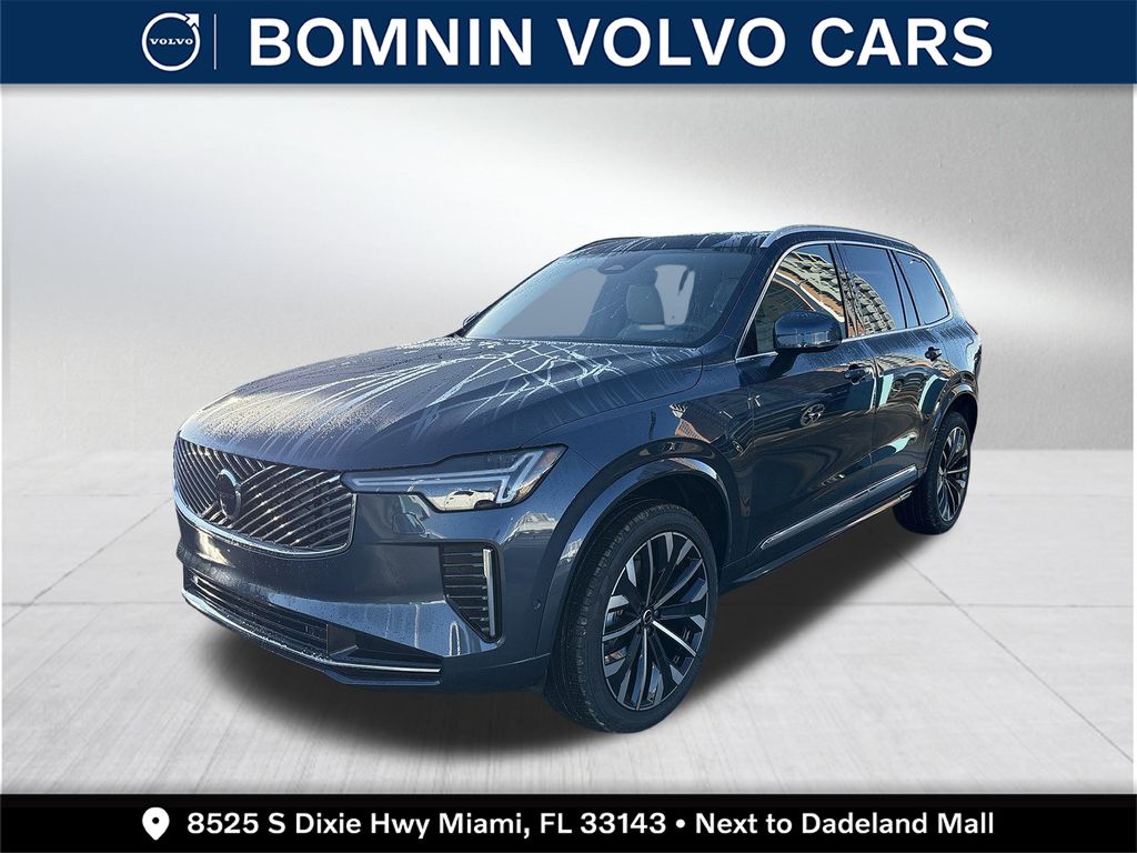 2026 Volvo XC90 Plus's photo