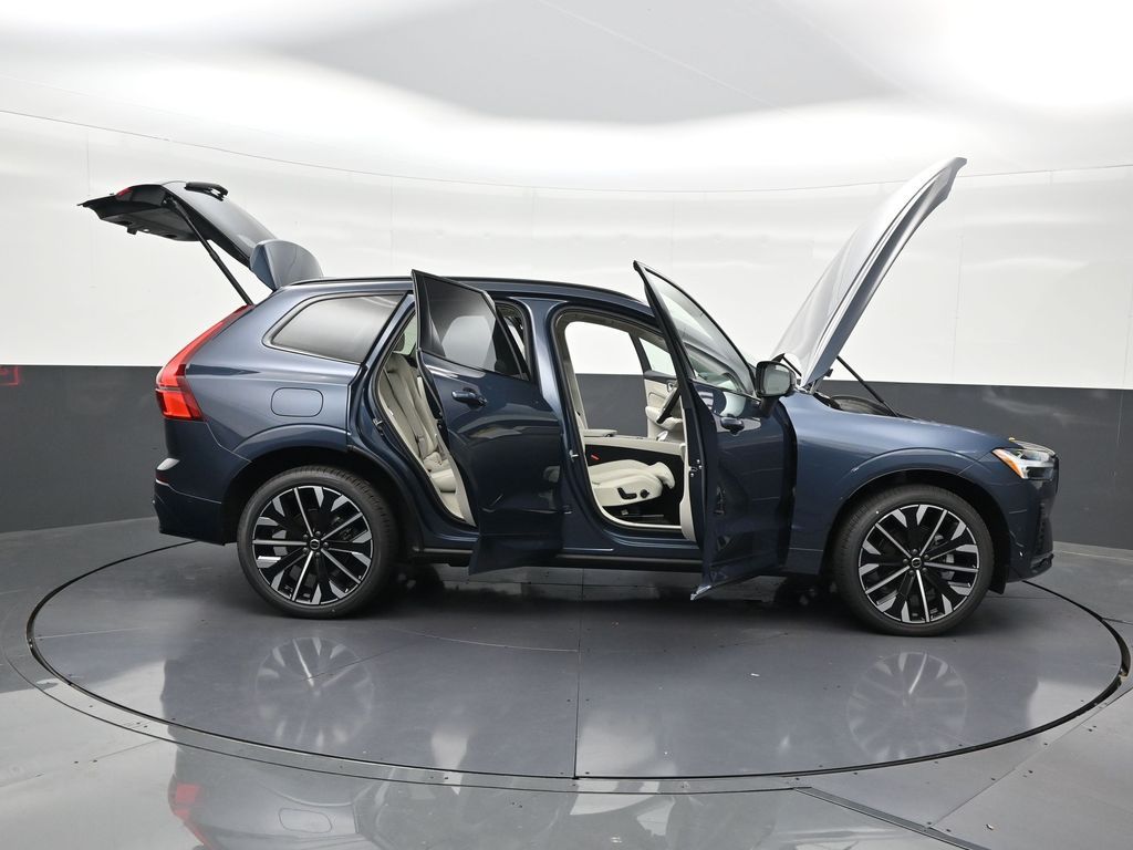 2026 Volvo XC60 Ultra - Photo 30