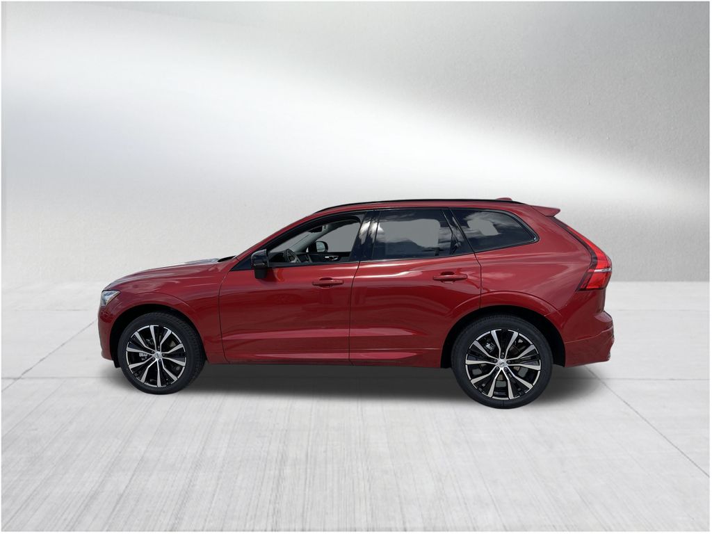 2025 Volvo XC60 B5 Plus photo 2