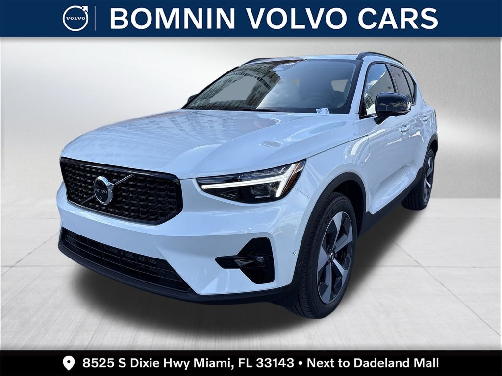 New 2026 Volvo XC40 B5 Plus SUV