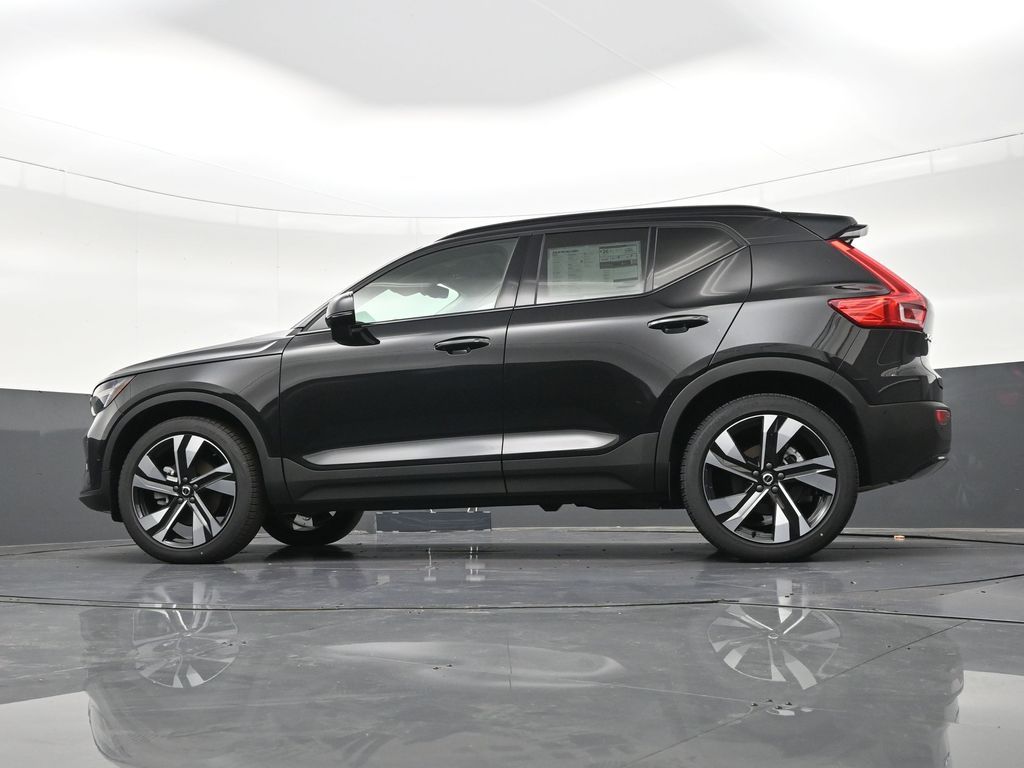 2026 Volvo XC40 Ultra - Photo 22