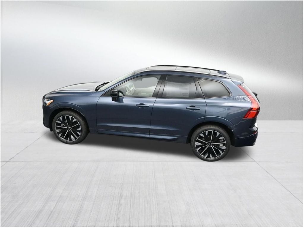 2026 Volvo XC60 Ultra - Photo 14