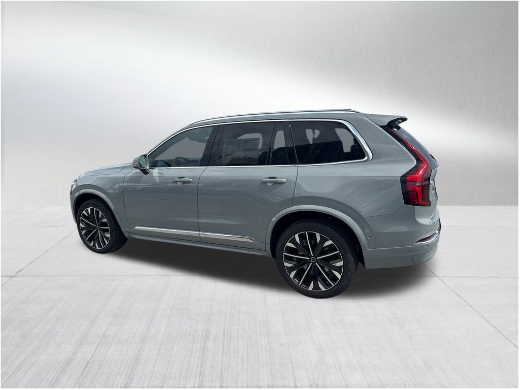 2026 Volvo XC90 Plus photo 2