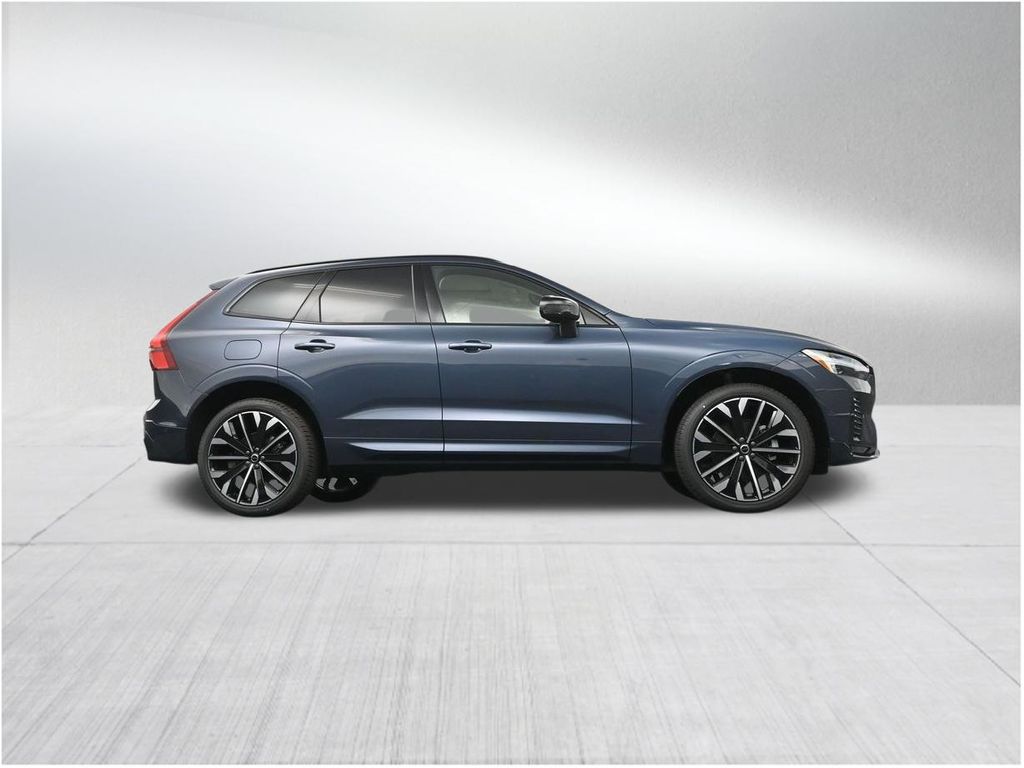 2026 Volvo XC60 Ultra - Photo 26