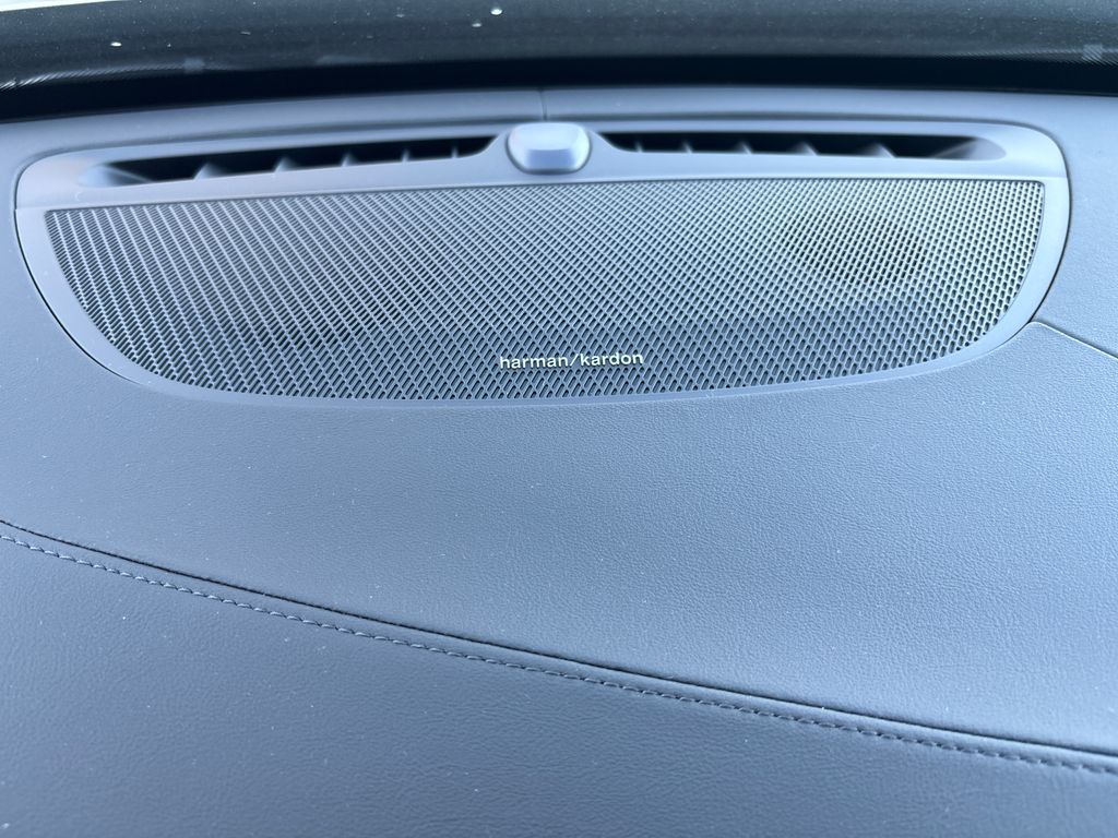 2026 Volvo XC90 Ultra - Photo 8