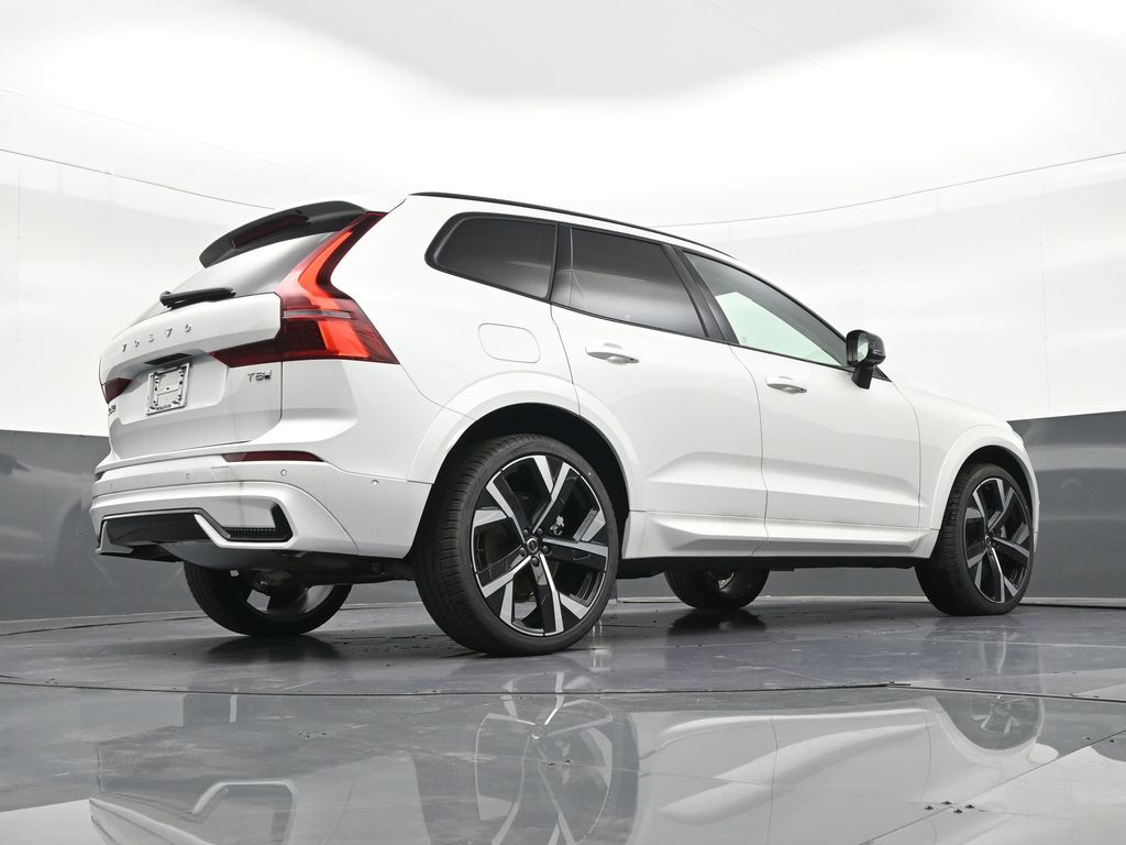 2026 Volvo XC60 Ultra - Photo 25