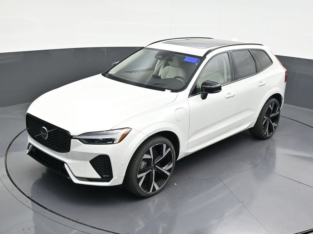 2026 Volvo XC60 Ultra - Photo 13