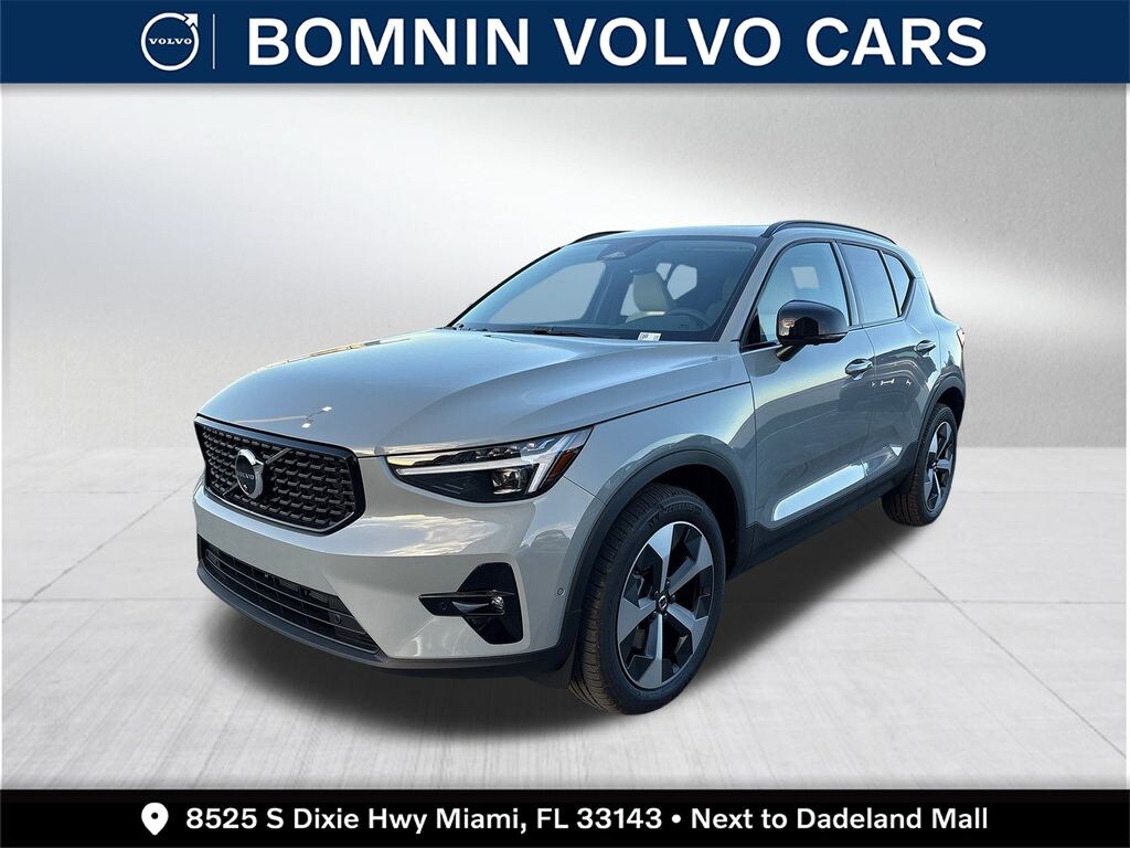 New 2026 Volvo XC40 B5 Plus SUV