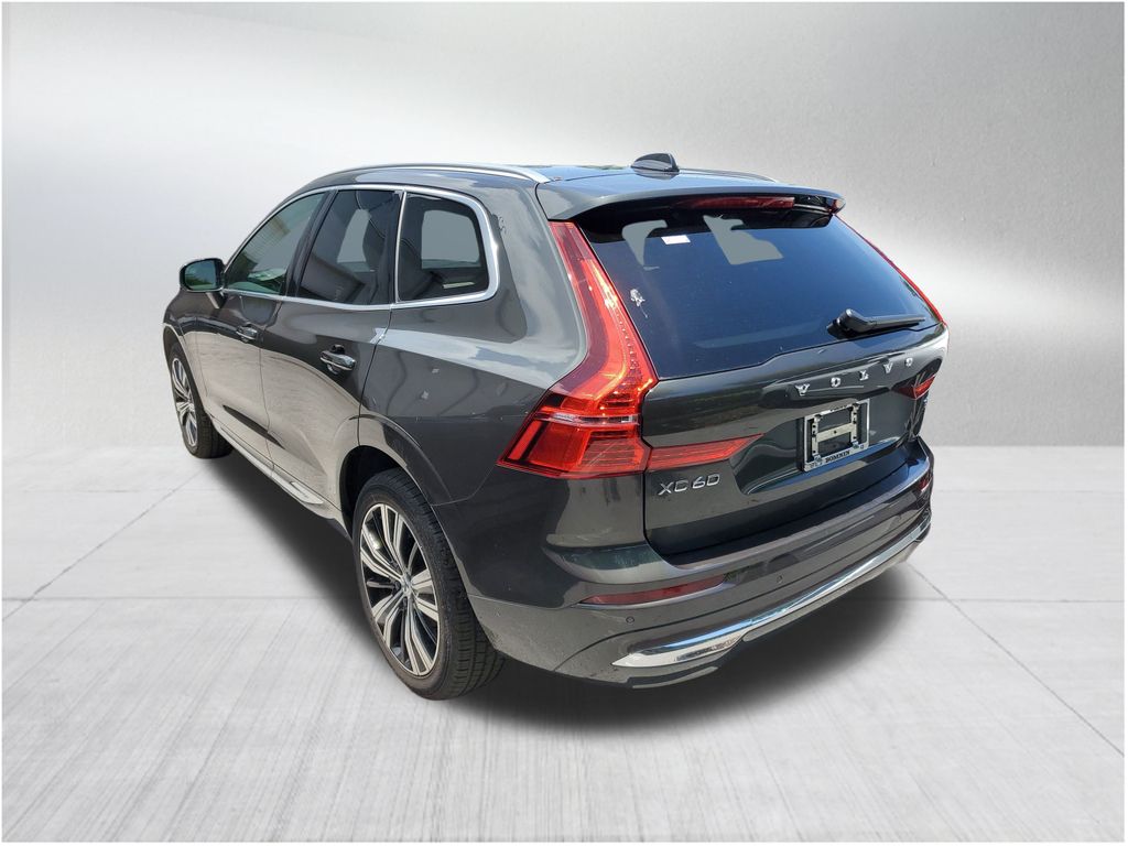 2022 Volvo XC60 B5 Inscription photo 3