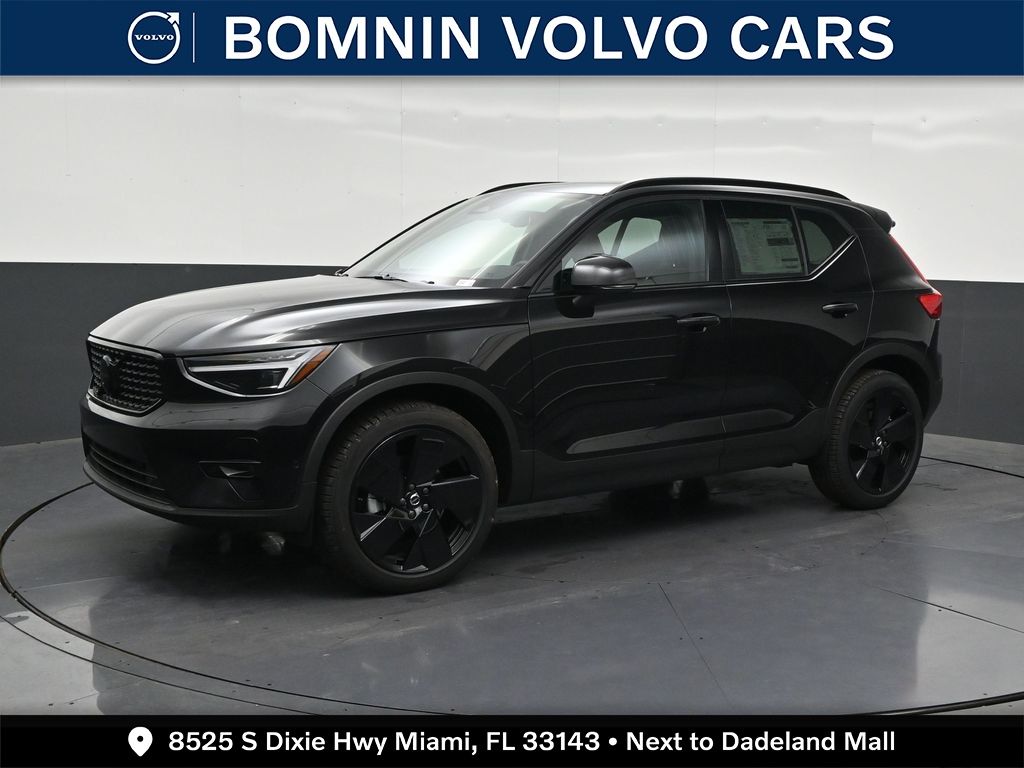2026 Volvo XC40