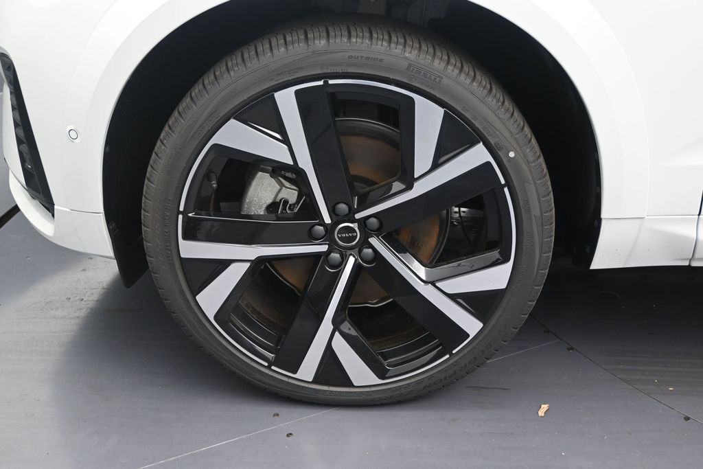 2026 Volvo XC60 Ultra - Photo 9