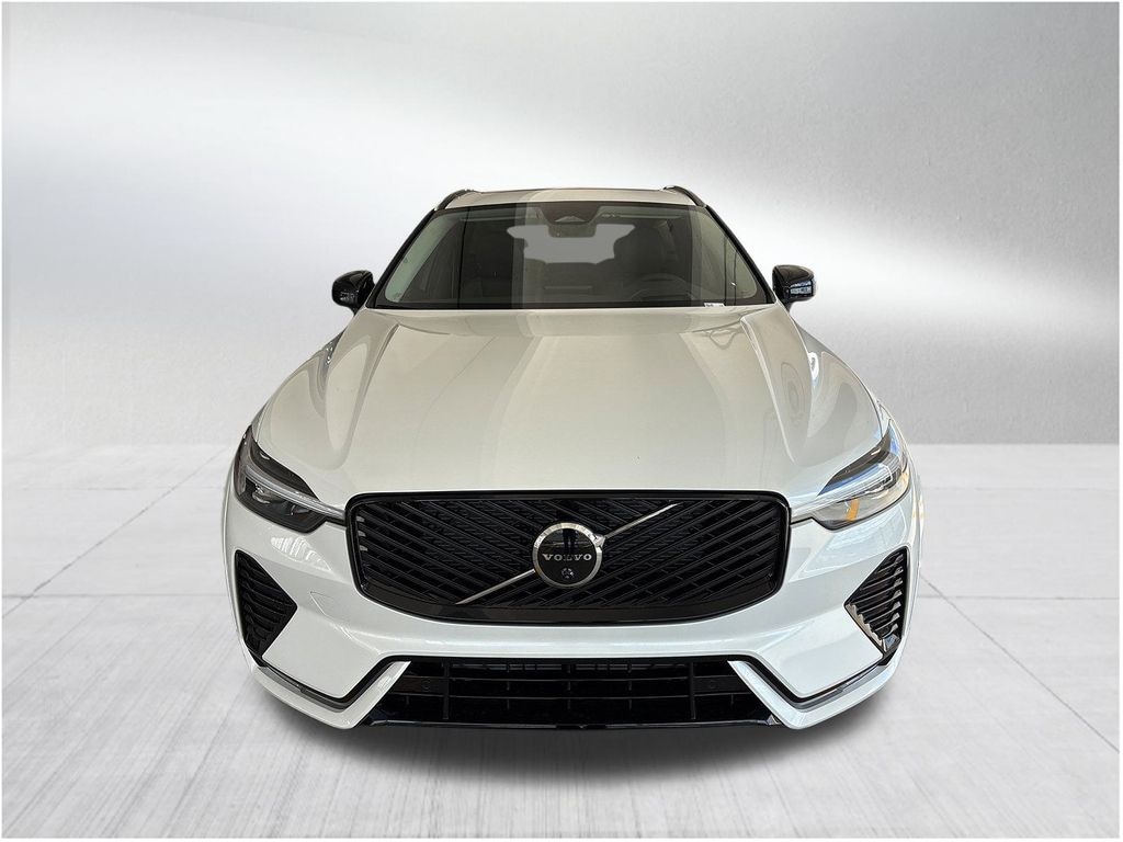 New 2026 Volvo XC60 B5 Ultra SUV