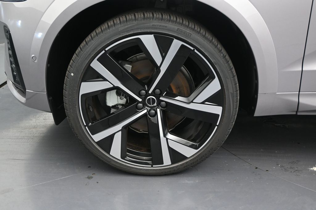 2026 Volvo XC60 Ultra - Photo 9